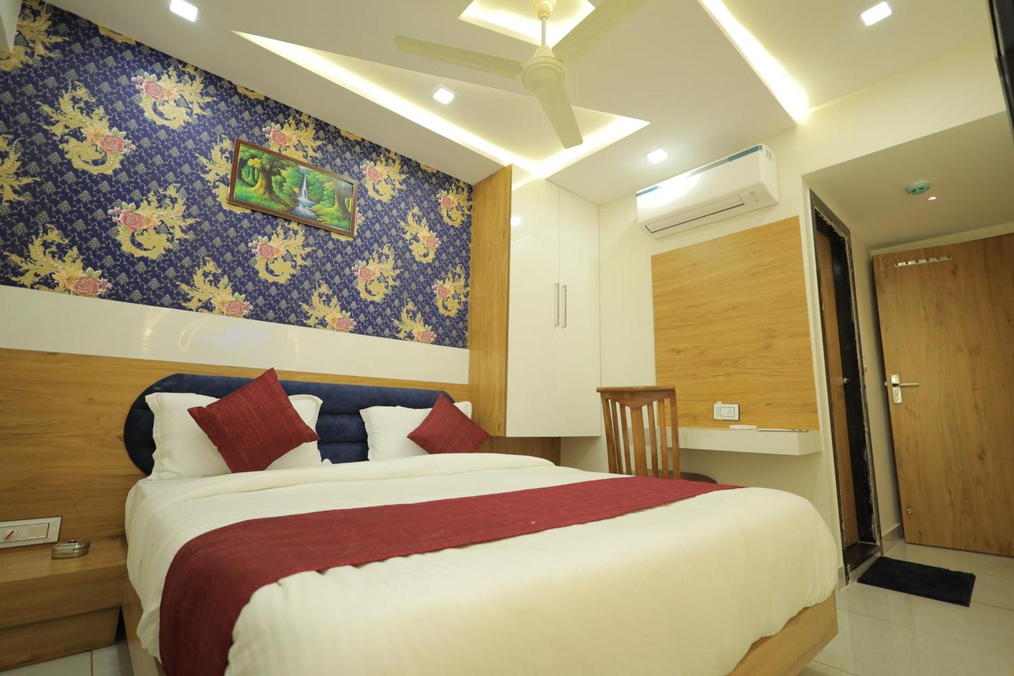 Hotel Rk Fortune Ahmedabad Exteriör bild